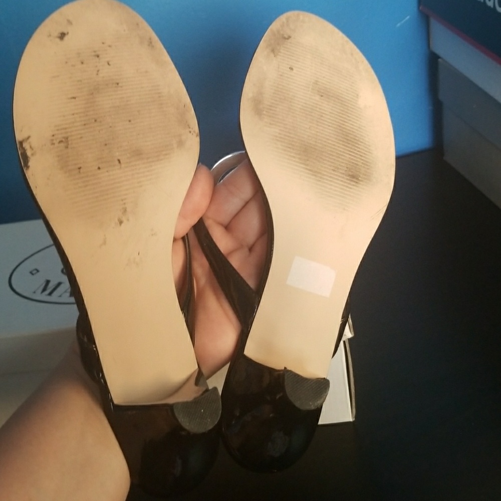 Sandals - Picture 3 of 3